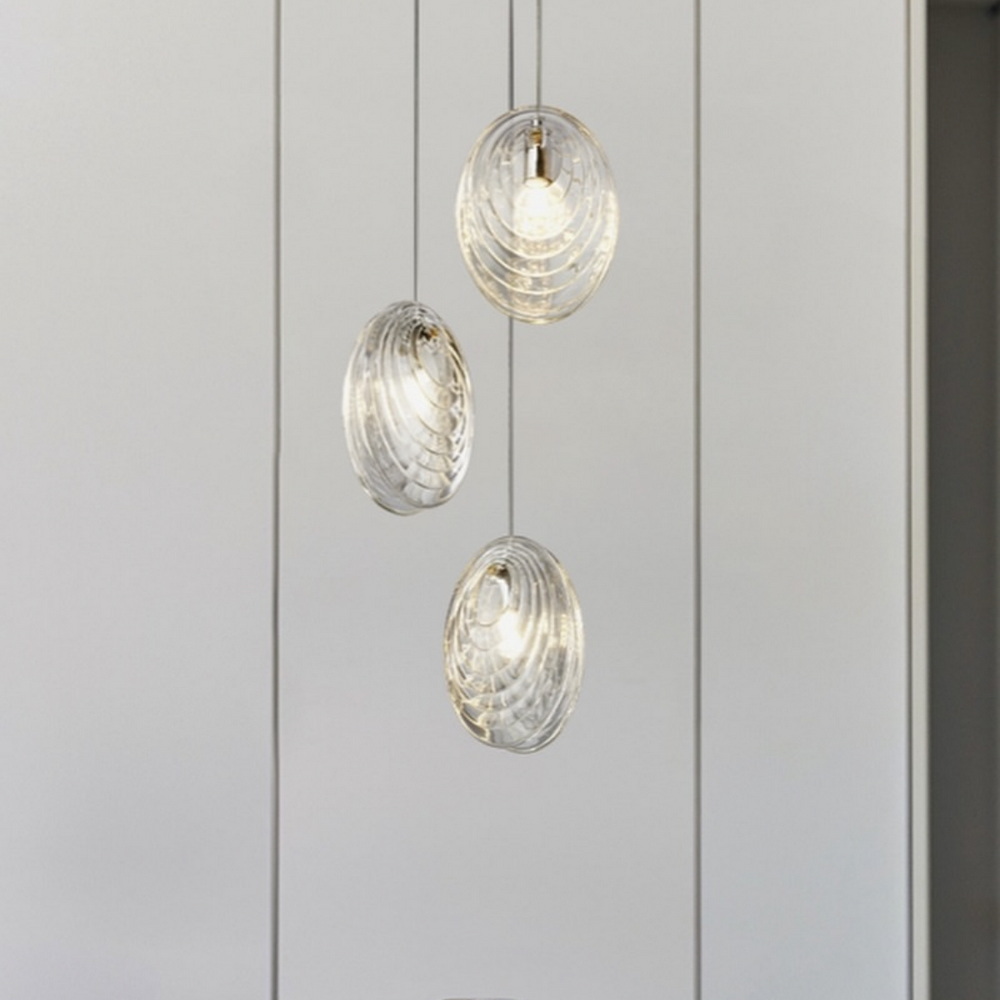 Pendant "Shell" made of transparent glass